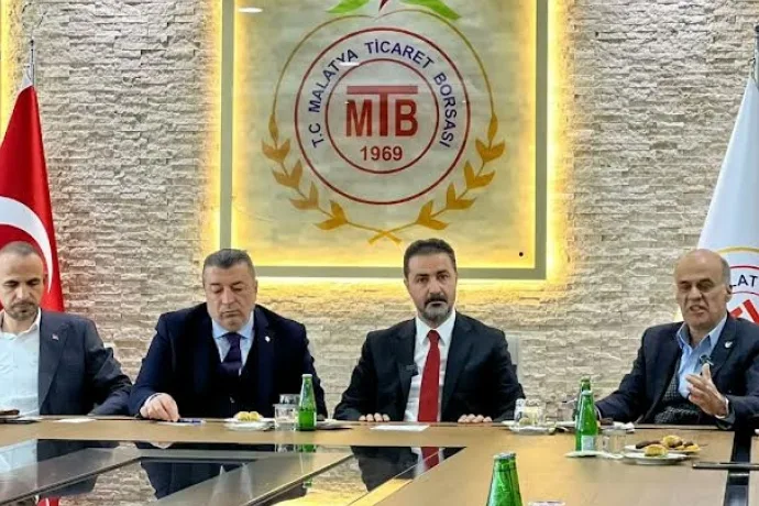 Nasıl olduklarını sorduğumuzda, ‘6 Şubat’taki gibiyiz’ diyorlar”  OKU, YORUMLA ve PAYLAŞ ==> https://www.malatyayasamhaber.com/d/39163/nasil-olduklarini-sordugumuzda-6-subat-taki-gibiyiz-diyorlar  Mal