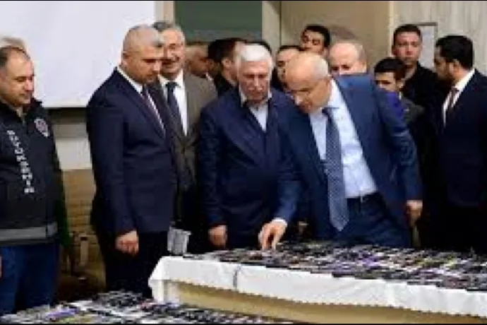 Büyükşehir Belediyesi 2 bin 811 yasaklı malzeme ele geçirdi