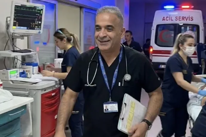 Battalgazi Devlet Hastanesi’nde Gönüllere Dokunan Hekim: Dr. Barış Kutlutürk