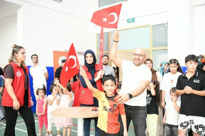 YEŞİLYURT AİLE ŞENLİKLERİ MELEKBABA’DA COŞKU VE NEŞEYLE GERÇEKLEŞTİRİLDİ
