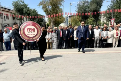 YENİ Parti’den 30 Ağustos’ta İlk Çelenk