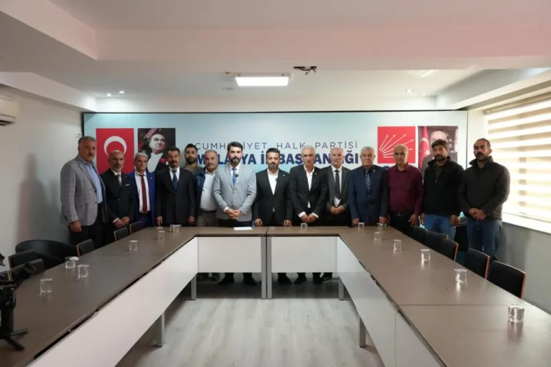 CHP-Malatyada-13-Ilce-Baskanindan-Ortak-Aciklama-Baskilara-Boyun-Egmedik-Egmeyecegiz-202610081512-whatsapp-image-2026-10-08-at-145415-1024x682